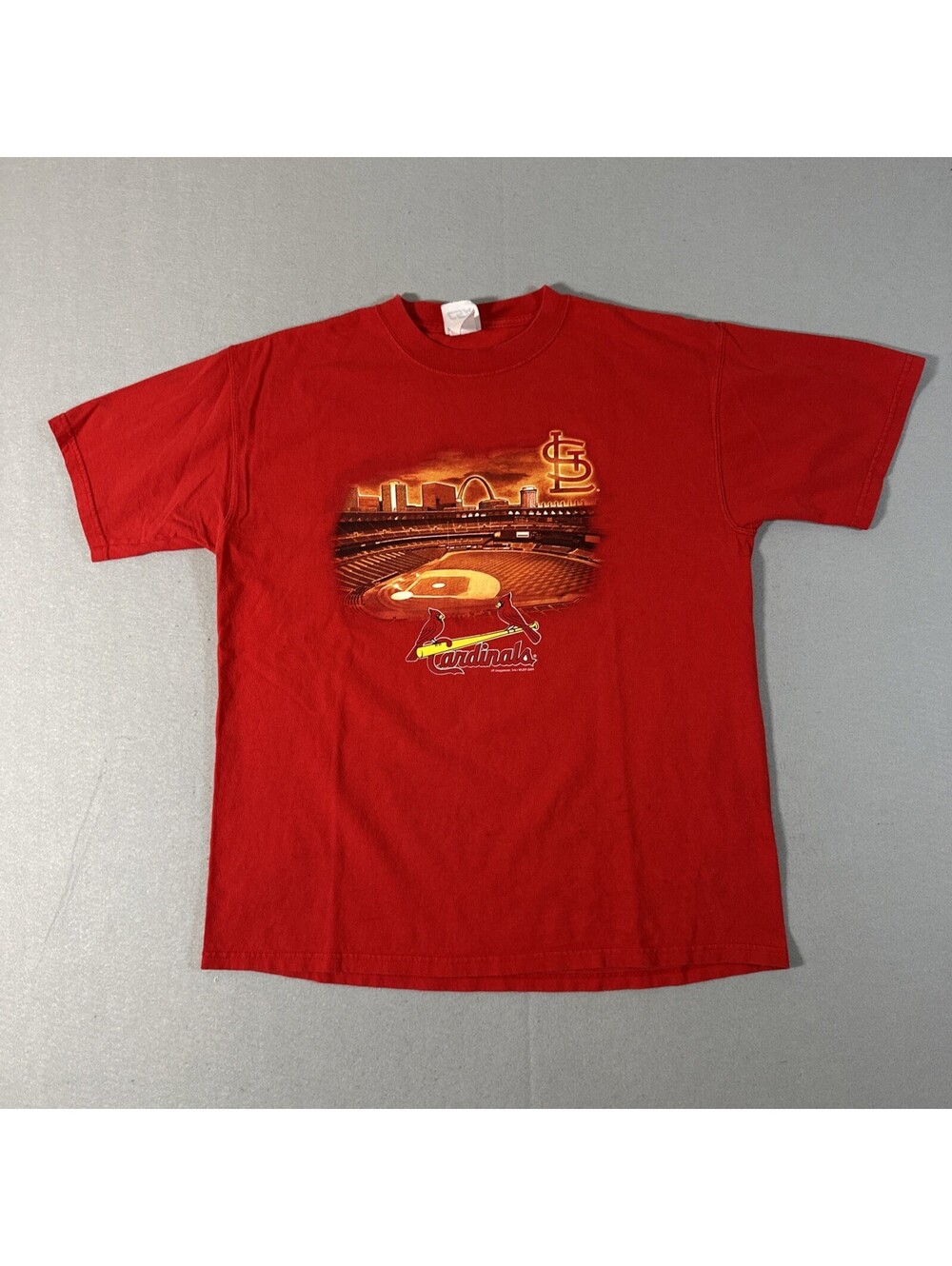 VTG 2005 St Louis Cardinals T-shirt XL? Red Short Sleeve Busch Stadium Graphics